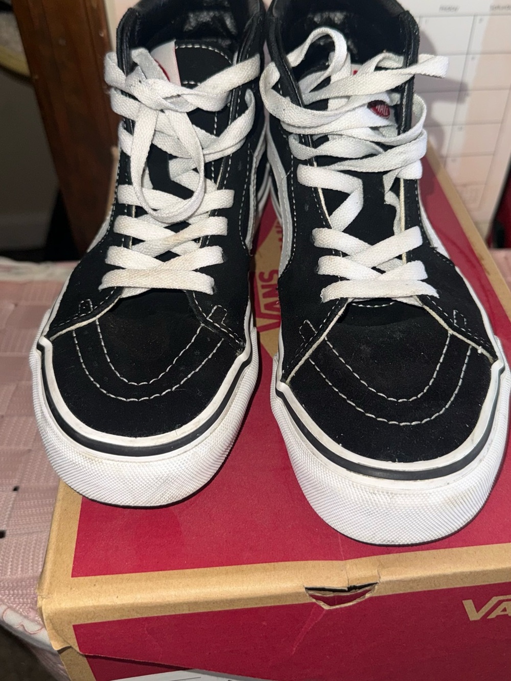 Vans Black & White Sk8-Hi High-Top Sneakers - Picture 4 of 4